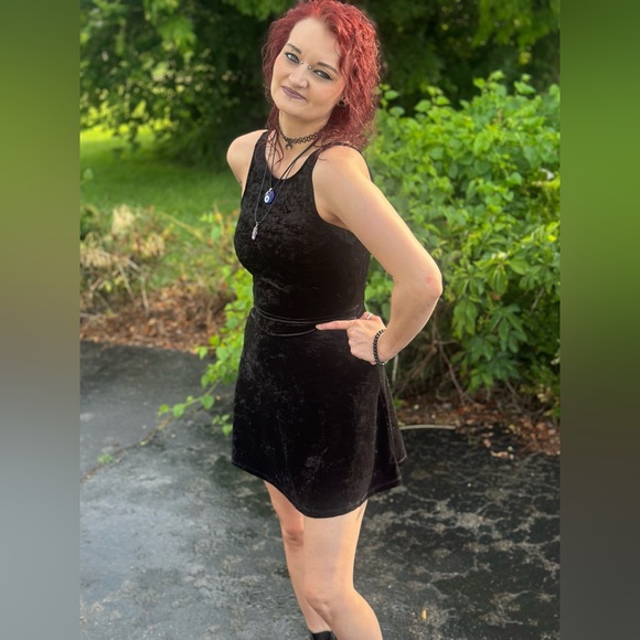 🖤•Closet Info•🖤 - Picture 5 of 5